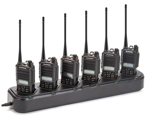 Baofeng UV-5R - комплект 6 раций и зарядное устройство